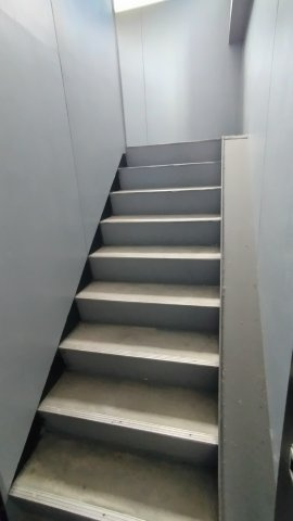 ６６２７６　岐阜市近島店舗付きアパートの内装