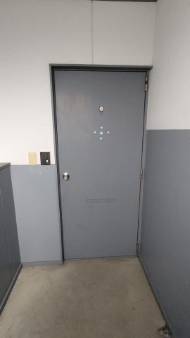 ６６２７６　岐阜市近島店舗付きアパートの内装