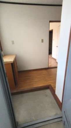 ６６２７６　岐阜市近島店舗付きアパートの内装
