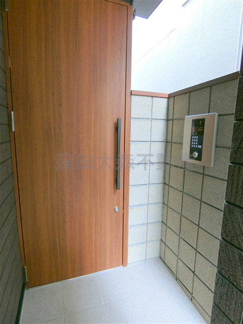 ルノン天空橋のエントランス|TVモニター付オートロック宅配BOXメールBOX