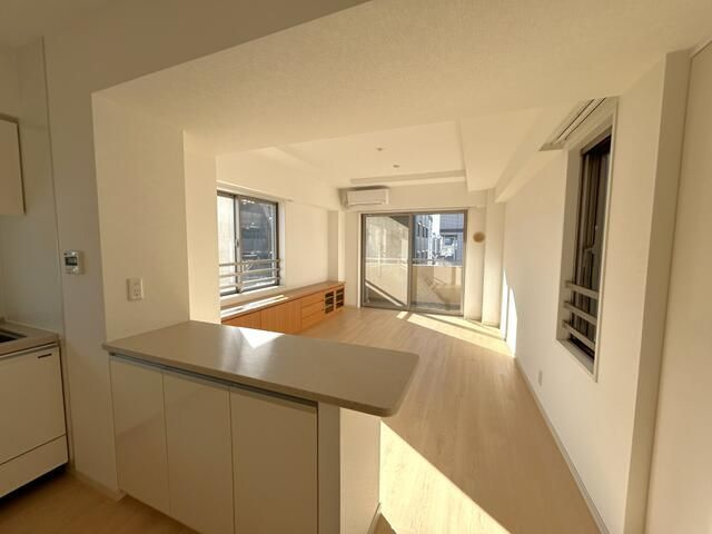 アトラスステイシア文京千駄木の居間・リビング