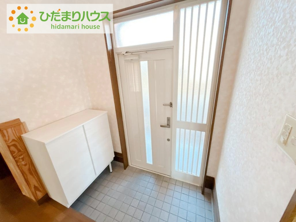 いわき市泉ケ丘３丁目　中古戸建の玄関