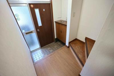 【玄関】 | 毛呂山町前久保南　中古住宅