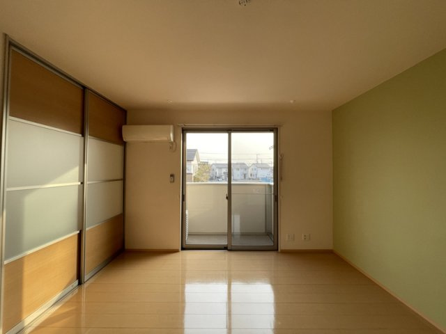 ウィル山崎の居間・リビング