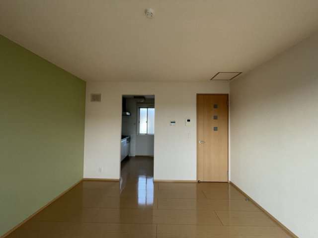 ウィル山崎の居間・リビング