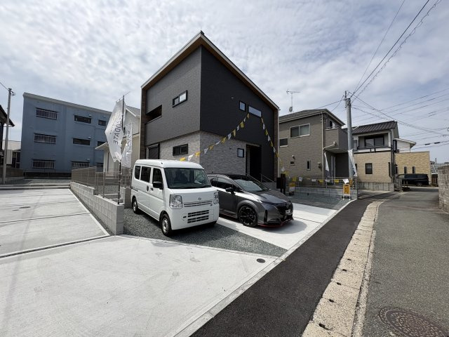 久留米市東櫛原町　2号地の外観|広い駐車場♪