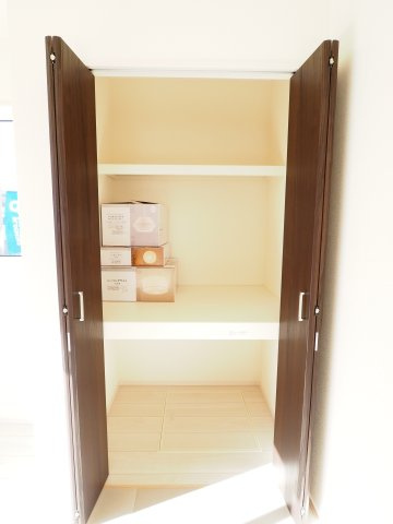 【収納】 | Blooming　Garden　笹木野北寺畑　１号棟 | ★内覧予約で新米4kg★