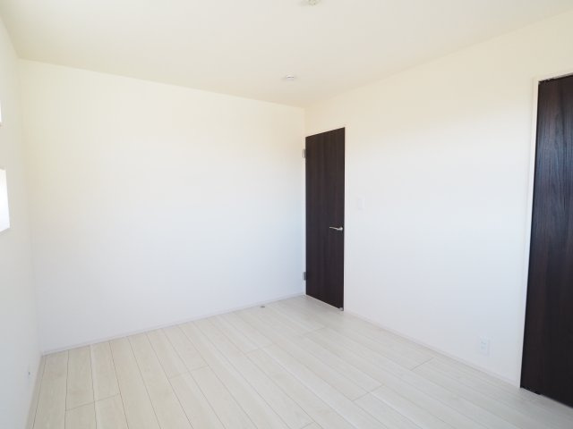 【洋室】 | Blooming　Garden　笹木野北寺畑　１号棟 | ★内覧予約で新米4kg★