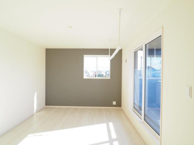 【洋室】 | Blooming　Garden　笹木野北寺畑　１号棟 | ★内覧予約で新米4kg★