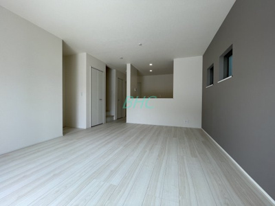 【居間・リビング】 | 千町2丁目　分譲6区画5号棟