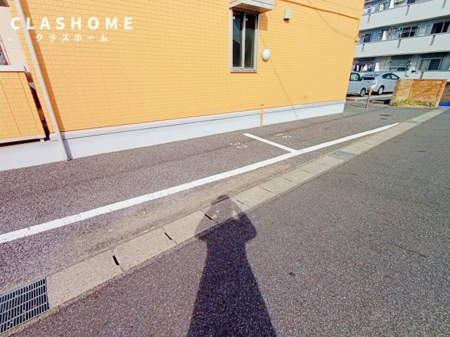 ユグドソレイユ　　　刈谷市近郊の賃貸はクラスホームの駐車場