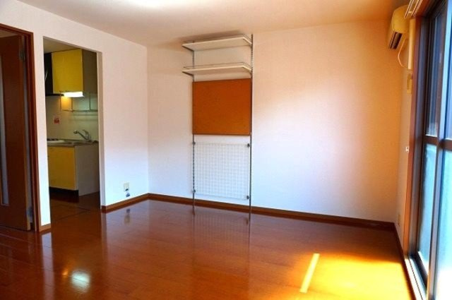 エスポワールＹⅢの居間・リビング