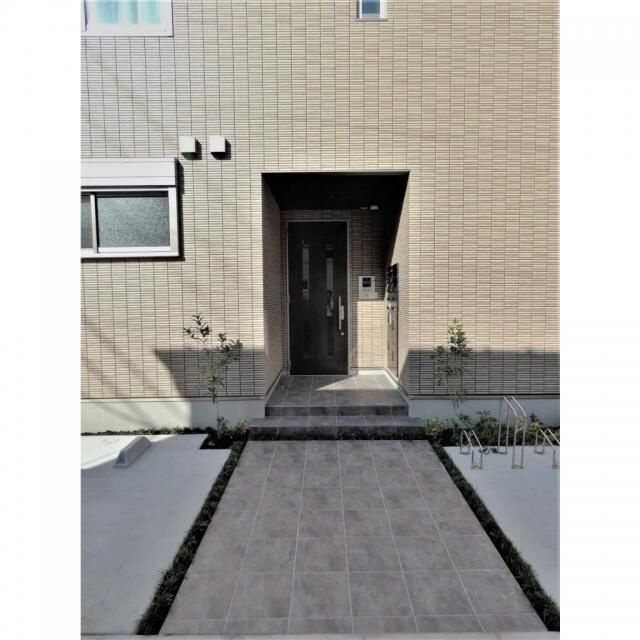 Zoo　Street　池之端の玄関