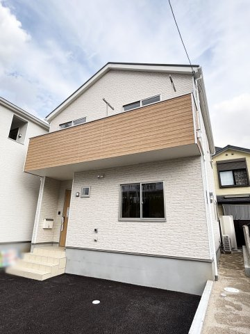 【外観：施工例】 | 亀岡　大井町小金岐一丁目　新築一戸建 | 同社施工例