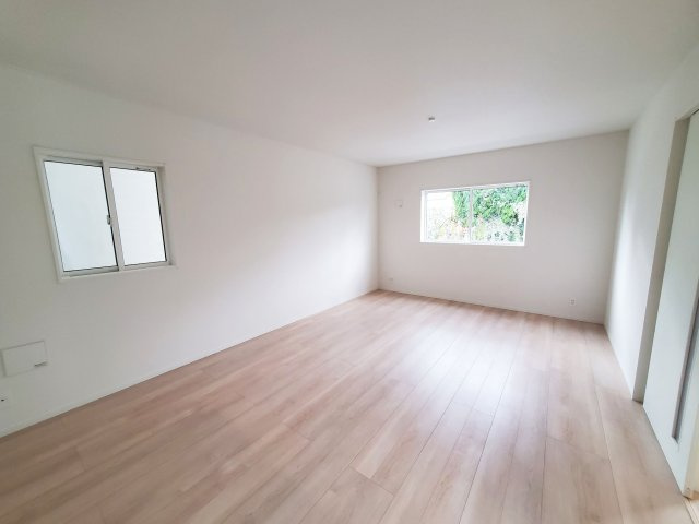 【内観：施工例】 | 亀岡　大井町小金岐一丁目　新築一戸建 | 同社施工例