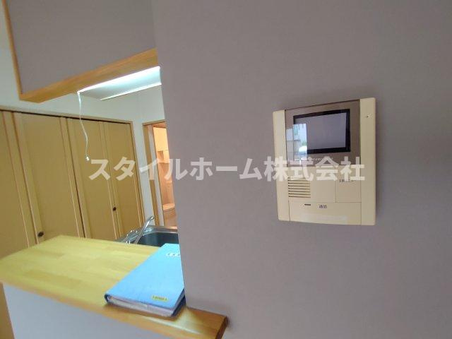 モンプリエールのセキュリティ|同建物内別部屋の写真です。