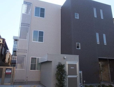 【外観】 | サンローヤル | 外はこのようになっています