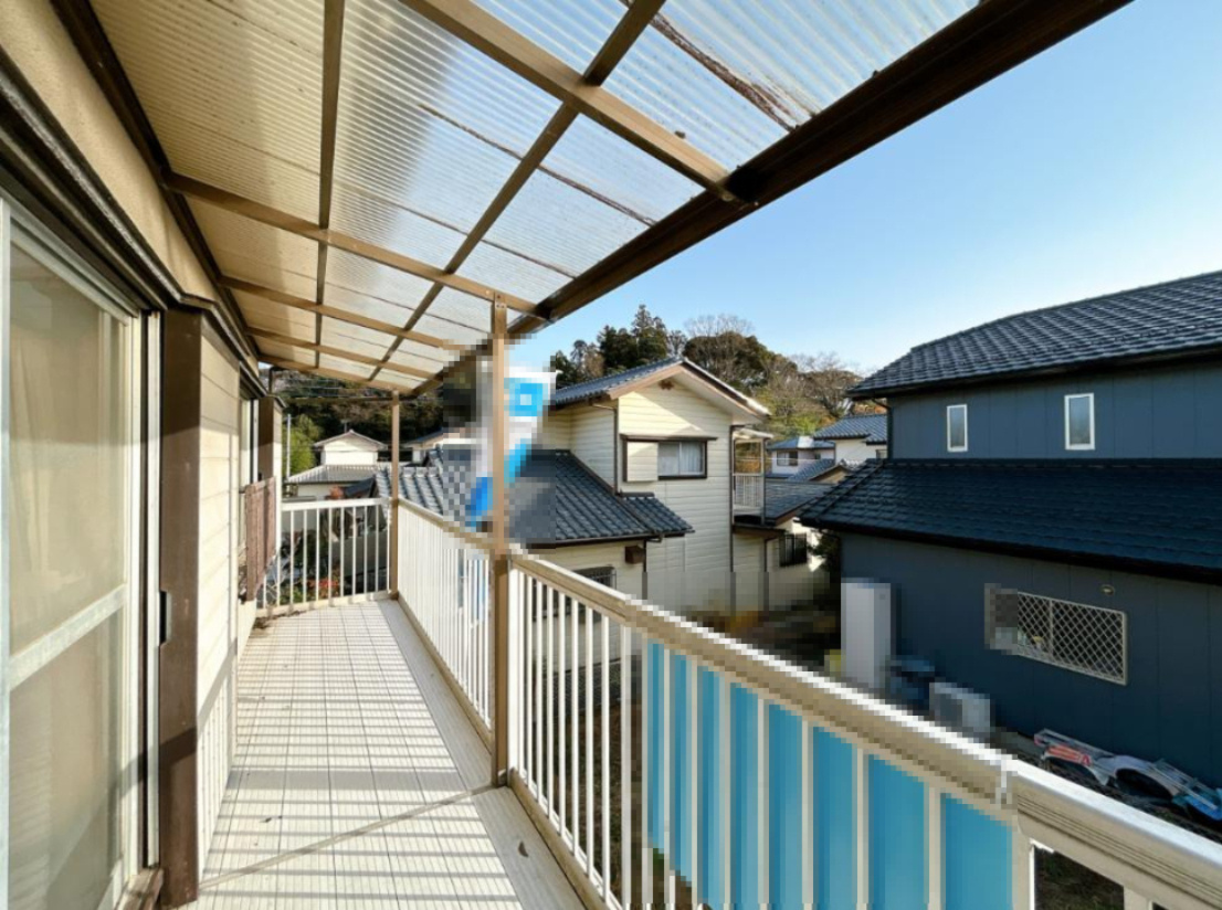 北茨城市中郷町汐見ヶ丘3丁目　中古戸建のバルコニー