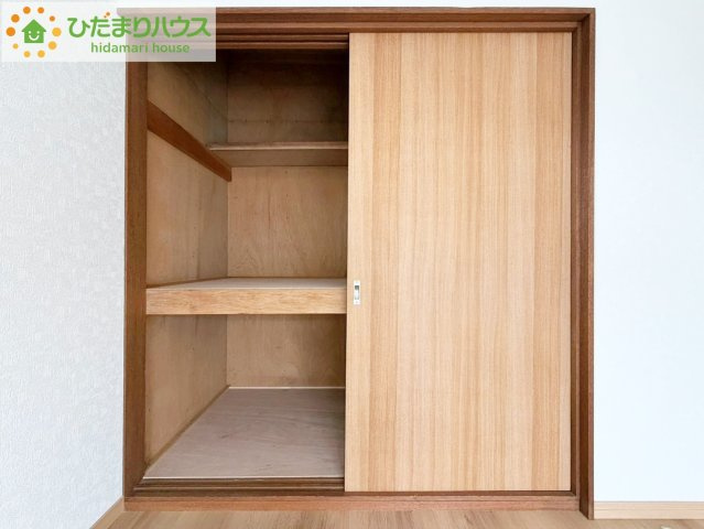 北茨城市中郷町汐見ヶ丘3丁目　中古戸建の収納|全居室収納スペースあり！荷物が多くても十分に納まります(^^♪