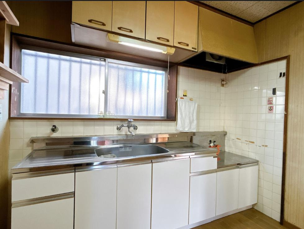 北茨城市中郷町汐見ヶ丘3丁目　中古戸建のキッチン
