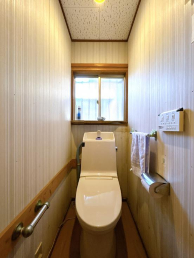 北茨城市中郷町汐見ヶ丘3丁目　中古戸建のトイレ