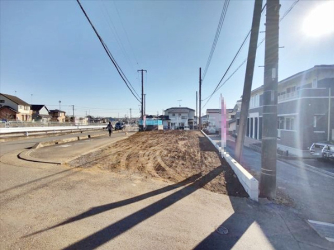 【外観】 | 日高市高萩　全１区画 | 開放感のある３方角地です