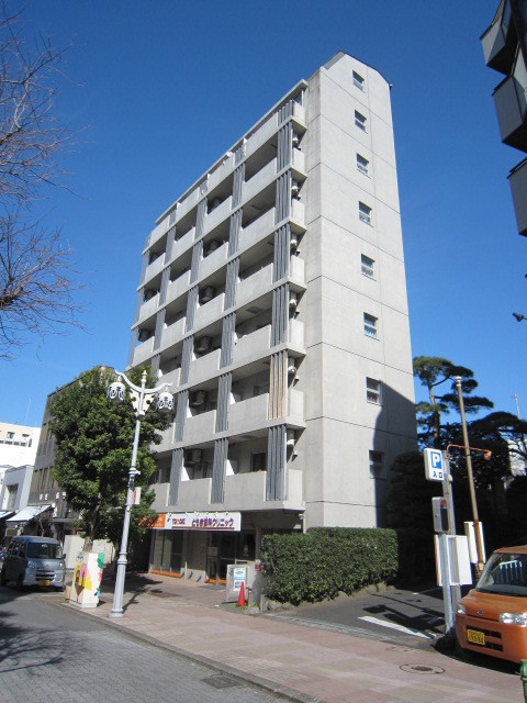 Ｗｉｓｔｅｒｉａ湘南の外観|9階建てのマンションです