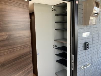 【玄関】 | D-Sereno仙波町 | 収納もある玄関です