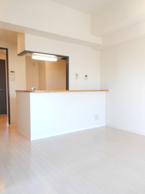 【内装】 | ラルジュマノワール