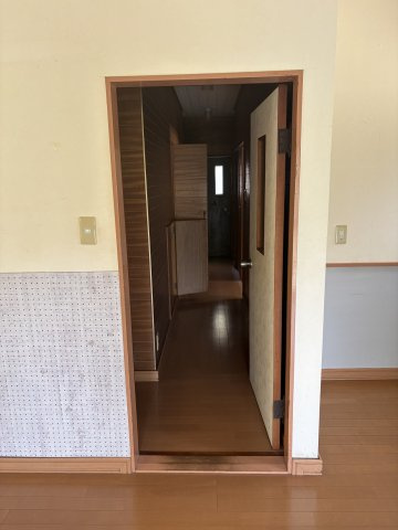東田町金子平 中古一戸建ての内装