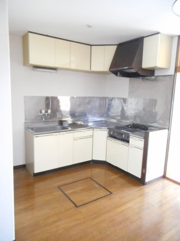 ガーデンパレス泉のキッチン|キッチンでお料理をお楽しみください