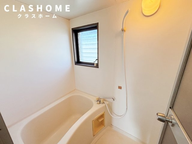 ファミール八幡　　刈谷市近郊の賃貸はクラスホーム刈谷店の浴室