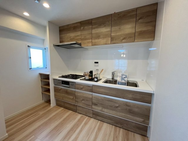 コンフォール学園緑が丘第２団地28号棟のキッチン|キッチン　イメージ資料です。