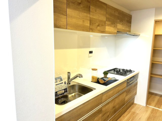 コンフォール学園緑が丘第２団地28号棟のキッチン|きれいなキッチンです