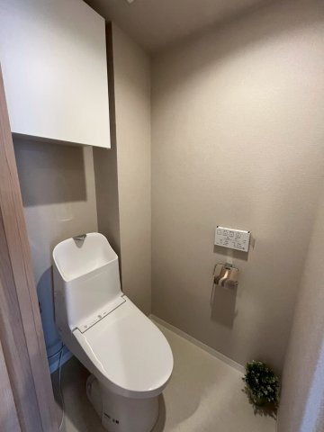 コンフォール学園緑が丘第２団地28号棟のトイレ|トイレ　イメージ資料です。