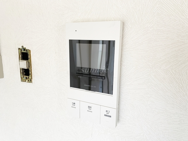 メゾンベールのセキュリティ|モニタ付インターホンです☆