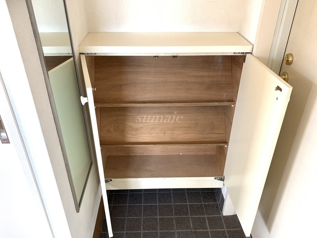 メゾンベールの設備|シューズボックスです☆