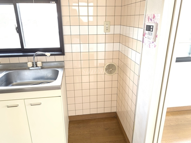 メゾンベールのキッチン|冷蔵庫置き場です☆