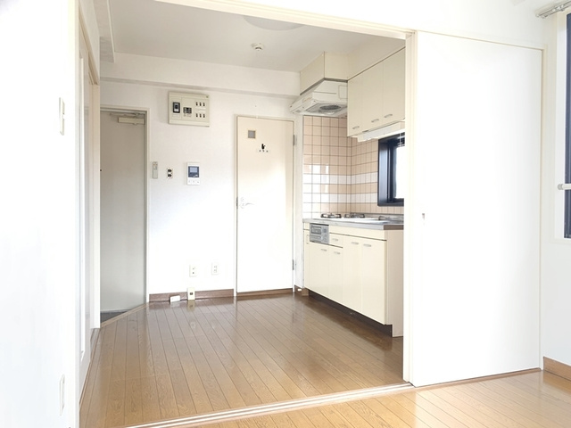 メゾンベールのキッチン|ダイニングキッチンです☆