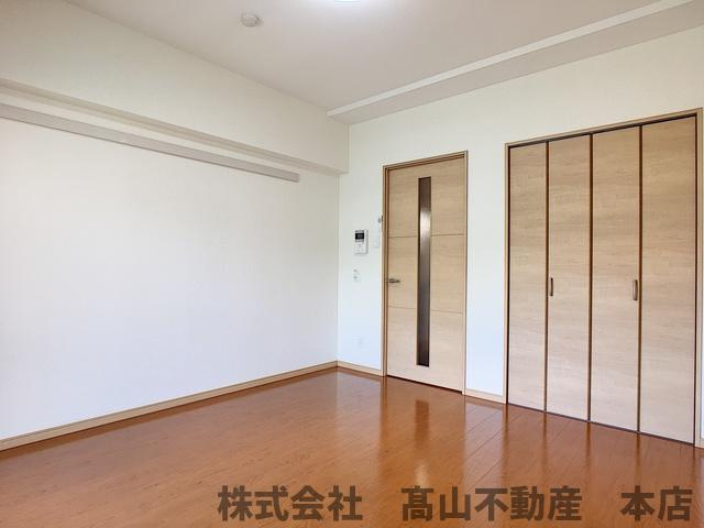 アイリス２２の洋室