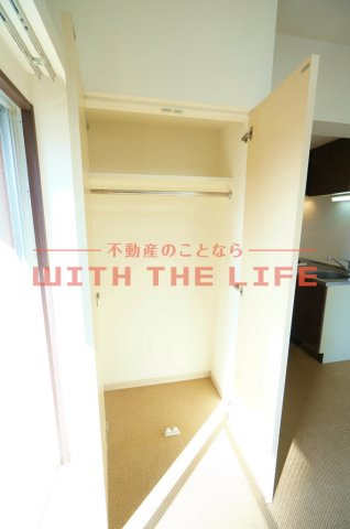 リード中央町【10,000円キャッシュバック対象物件】の収納|便利な収納スペースです