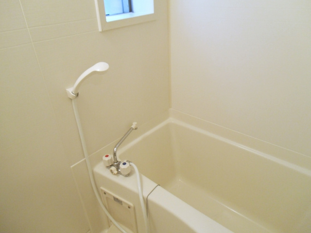 ノーザンハウスの浴室|バストイレ別です♪