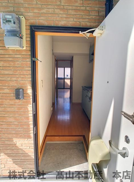 ジェニファーⅡの玄関