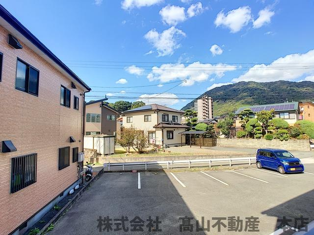 ジェニファーⅡの駐車場