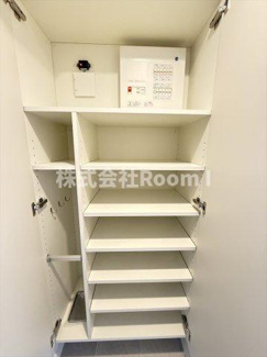 【玄関】 | ザ・パークハビオ谷町六丁目テラス | 落ち着いた玄関です