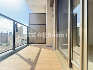 【バルコニー】 | ザ・パークハビオ谷町六丁目テラス | 暖かな日差しのふりそそぐバルコニー