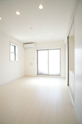 【居間・リビング】 | リブリ・ジュネス聖 | 賃貸 神奈川県横浜市旭区東希望が丘