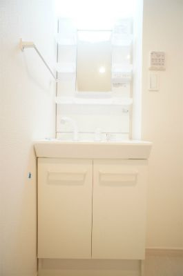 【独立洗面台】 | リブリ・ジュネス聖 | 賃貸 神奈川県横浜市旭区東希望が丘