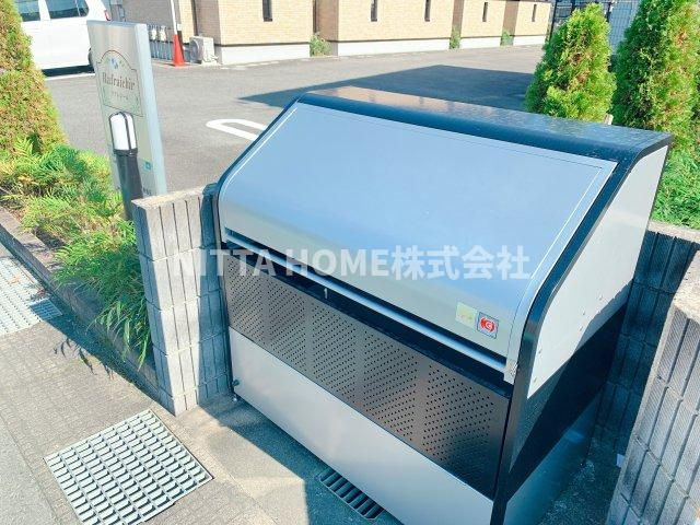 ラフレシールのその他共用部分|専用のゴミ捨て場があります＊
