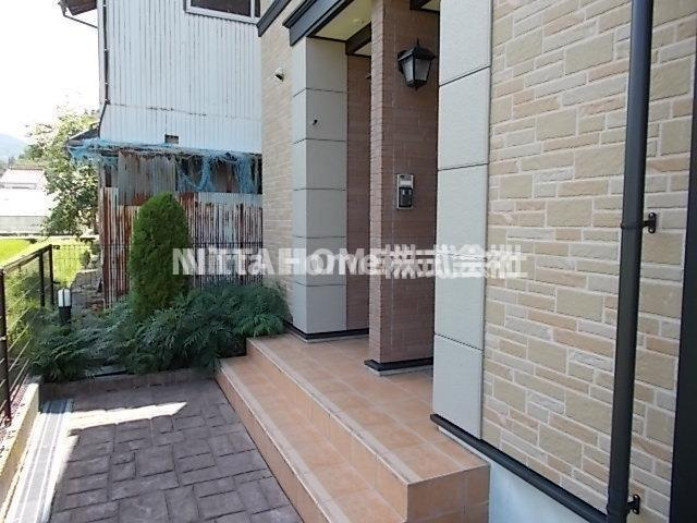 ラフレシールのエントランス|きれいなエントランスです♪